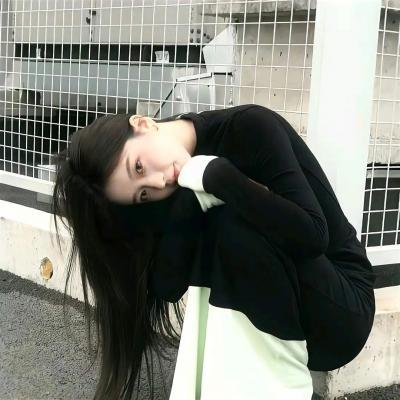 寒夜青灯